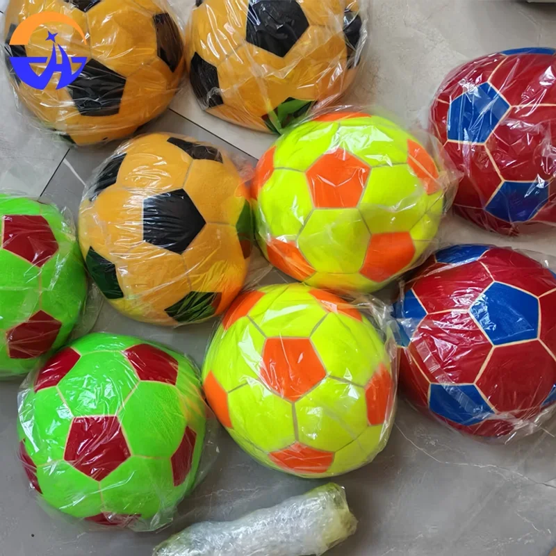 Outdoor Inflatable Football Target Dartboard Game with Sticky Footballs for Kids And Adults Suitable for Garden Or Park Use