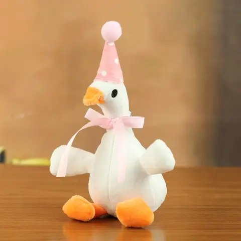 Cute Cartoon Design Plush Goose Keychain Toys Soft Fluffy White Goose Keychain 20cm Stuffed Animal Bag Charm For Friend Gift
