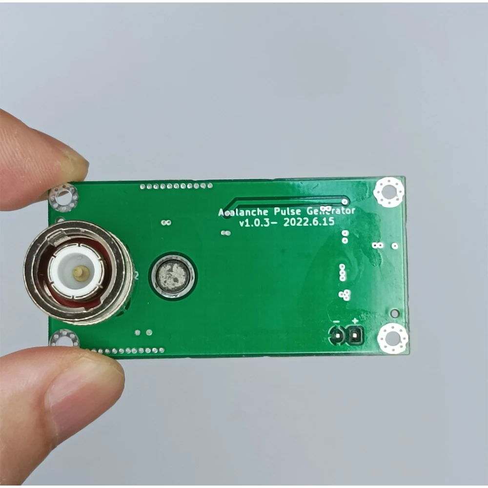 Fast Edge Pulse Generator 300ps Rising Edge Measurement Oscilloscope Bandwidth TDR Measurement