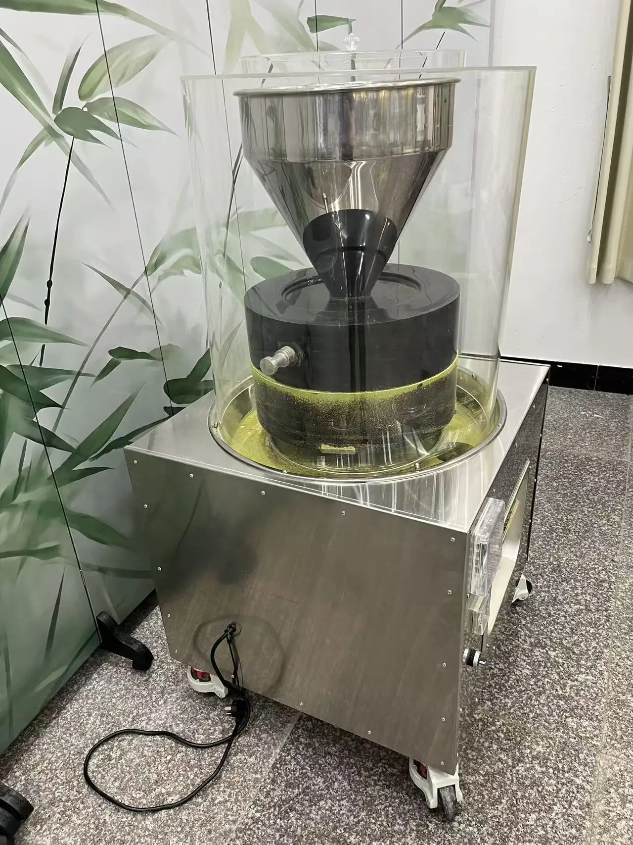 Traditional Electric Automatic Granite Stone Grinding Mill 220V For Matcha Production