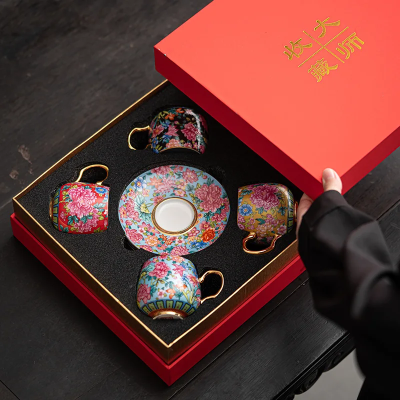 

Европейский винтажный керамический набор для чая и кофе с цветочным узором, расписанный вручную, с золотой отделкой, элегантный, для послеобеденного чаепития, роскошный подарок