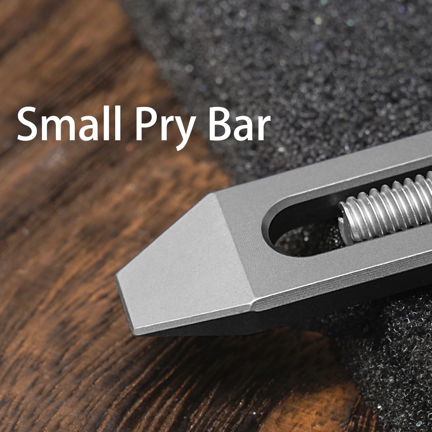 Small Scale Self Tightening Wrench Titanium Alloy Multifunctional Portable Outdoor Camping EDC Silver Pry Bar