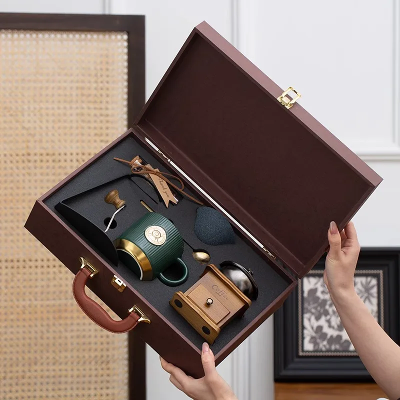 

Винтажный набор ручной кофемашины, подарочная коробка, подарок на день рождения, креативный практичный подарочный набор-компаньон