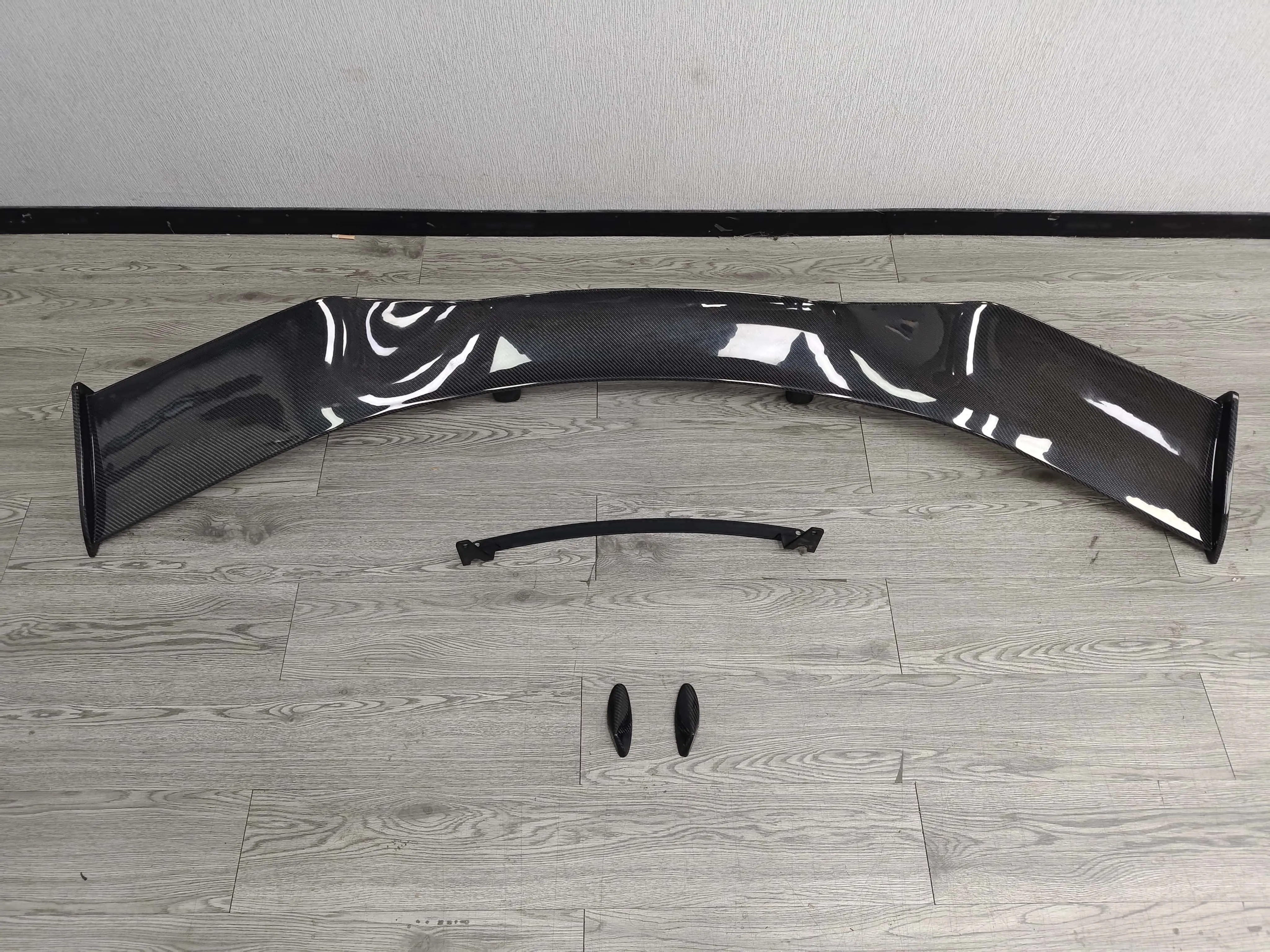 Real Carbon Fiber Rear Wing Spoiler For Chevrolet Corvette C8 2020-2024 Stingray Z06 Z51 Style Bolt-on Trunk Tail Wing