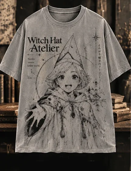 Camiseta con estampado de anime de la colección «Atelier» de 2026, con motivos de sombrero de bruja, cuello redondo de algodón, estilo casual urbano, unisex, ideal para el verano, prenda de moda para el día a día.
