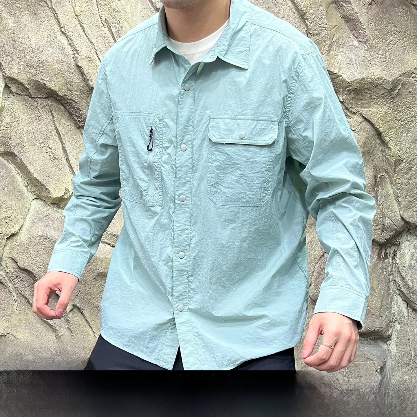 

Heavyweight Mountain System Functional 3D Tailored Waterproof Windproof Men's Loose Fit Breathable Long Sve irt