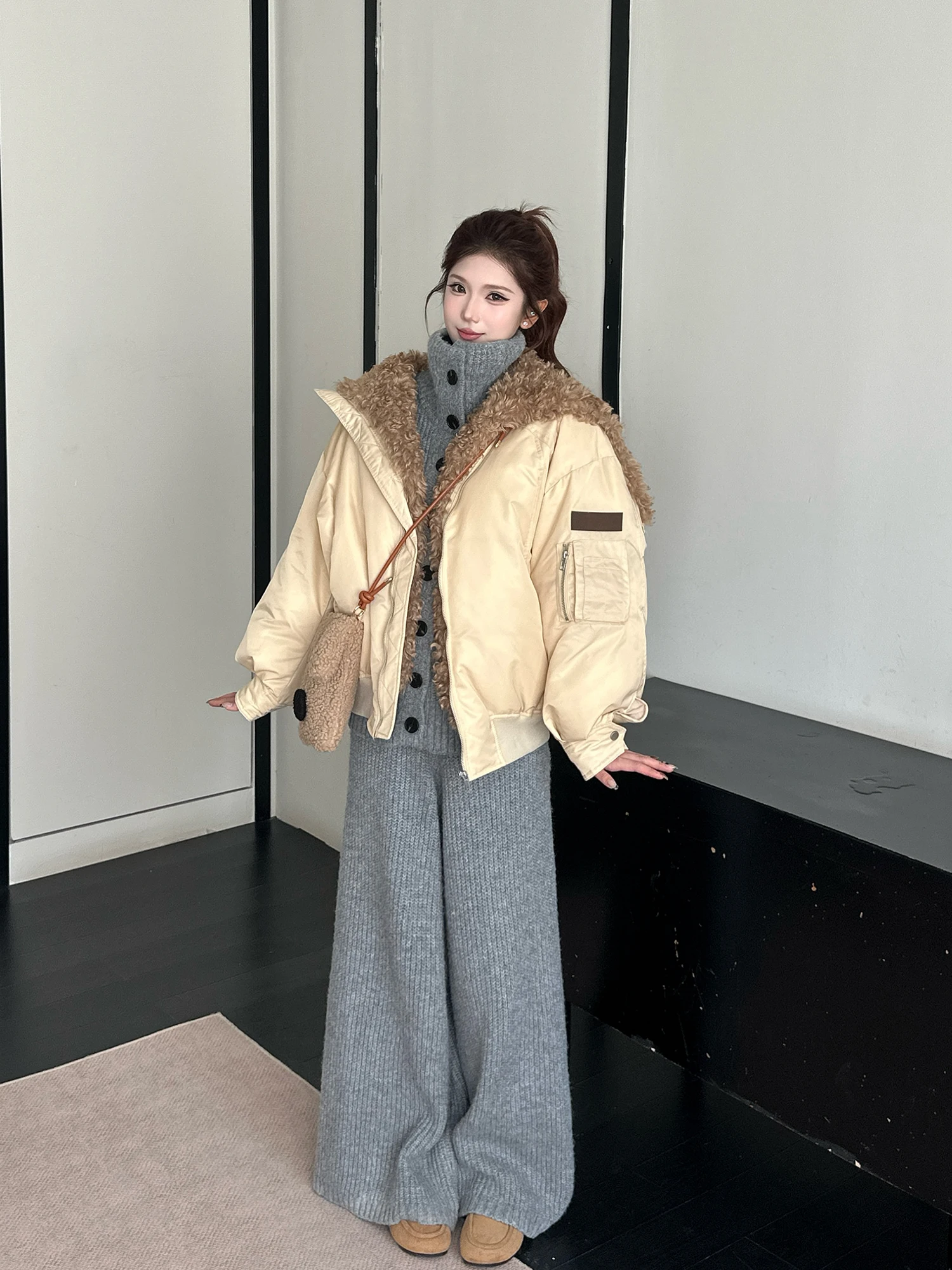 

MOXI Angel Wing Sli European Large Adjustable Fur Collar Hooded Cotton Parka Warm Thi Outerwear Women's Ele Loose F...