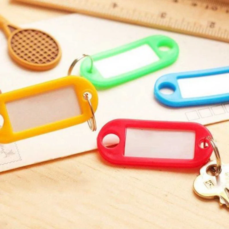 70 stücke Bunte Kunststoff Keychain Karte Halter Schule Schlüsselanhänger Beschreib ID Tags Büro Business Gepäck Tags Split Ring Schlüssel platte