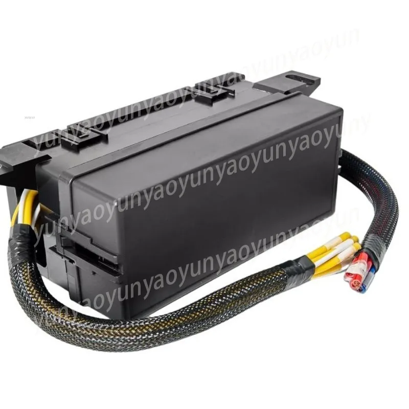 12V/24V 6-Relay 11-Fuse Waterproof Automotive Relay Fuse Box Engine Bay Central Control Wiring Box for Car Truck RV Marine