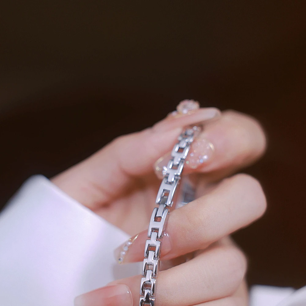 高級レインボーラインストーン腕時計女性レディースブレスレット腕時計ファッションギフトクォーツ腕時計ドロップシッピングリロイ Mujer