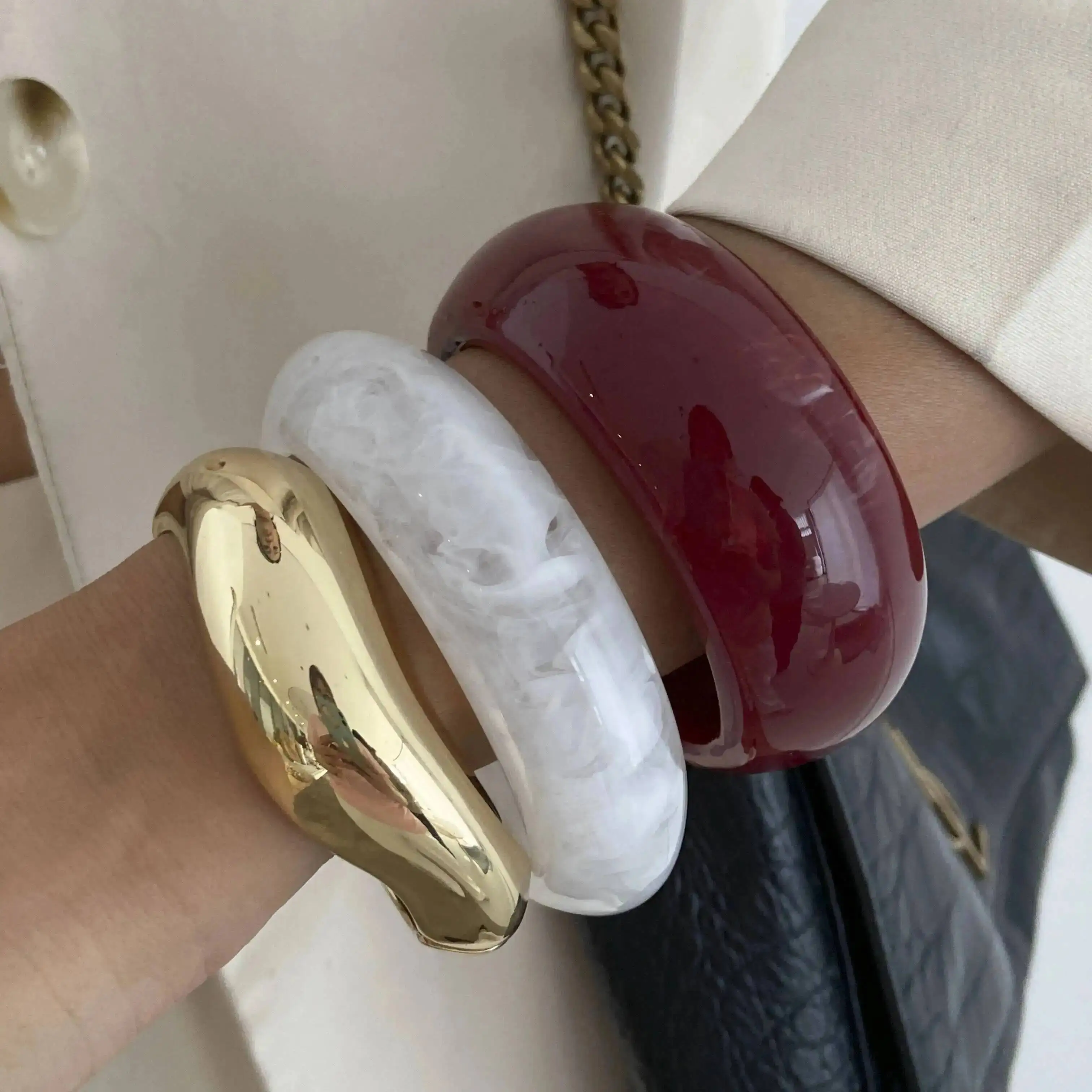 SHIXIN New Trend Thick Resin Acrylic Bracelet Women Bohemian Round Stackable Wide Bracelet Irregular Geometry Open Spring Bangle