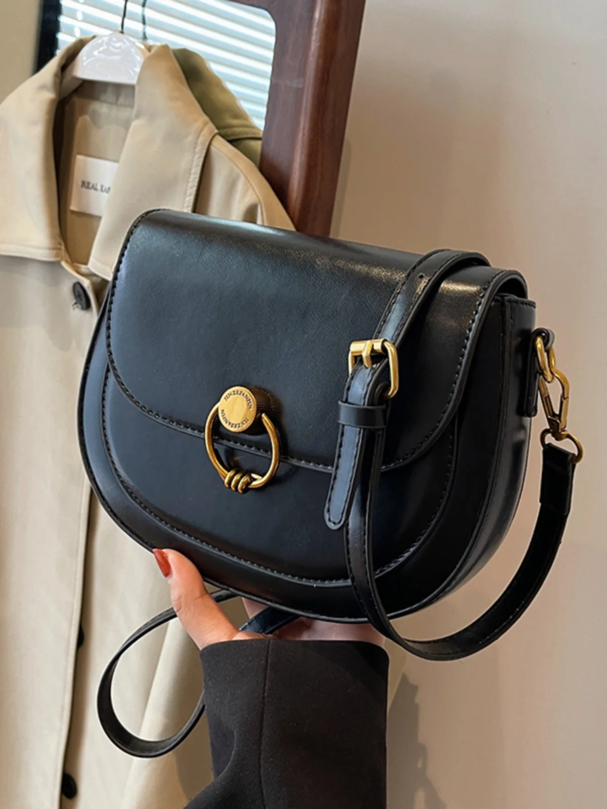 High-end Texture Retro Bag For Women 2023 New Popular Crossbody Bag Fashionable Saddle Bag