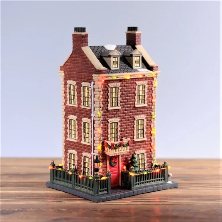 Home Decor Lemax Creative European Building Figures House Model Figurine with Lamp Home Furnishing Living Room Ornaments Gifts