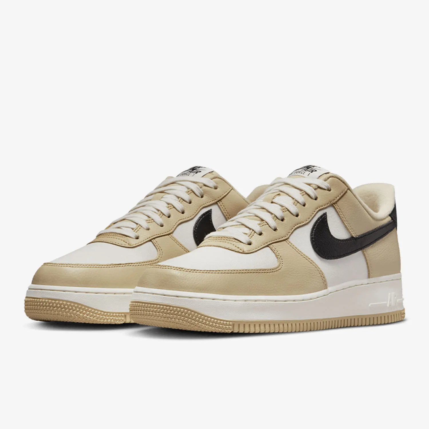 

Оригинальные мужские кроссовки для спорта и отдыха Nike Air Force 1 '07 LX DV7186-700