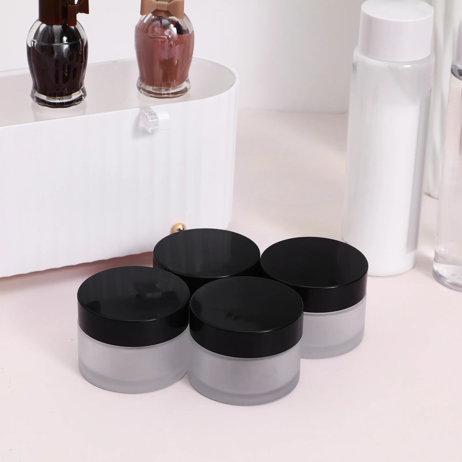 

4Pcs Small Glass Containers Body Scrub Cream Jars Portable Travel Skin Care Lotion Storage Small Travel Containers for Creams