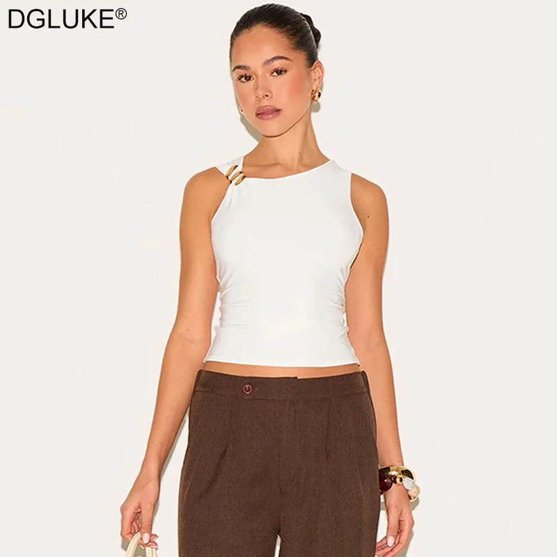 

DGLUKE White Tank Tops For Women V-Neck Sleeveless Crop Top With Metal Ring Basic Summer Tops Camisole