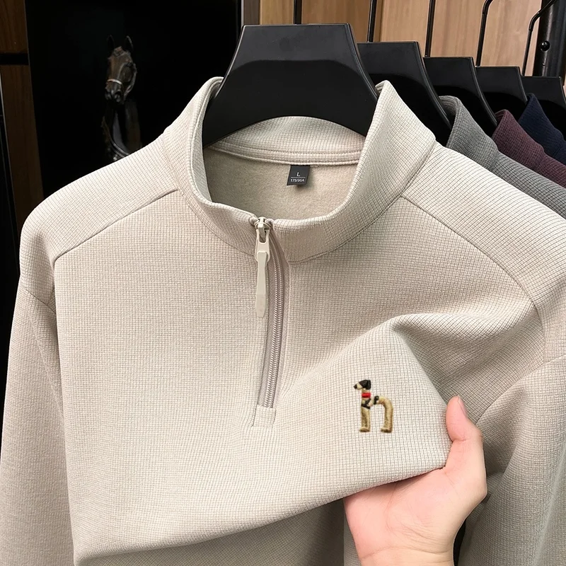 Fashionable mens brand hot selling small dog embroidered comfortable velvet warm pullover autumn new comfortable knitted sweater
