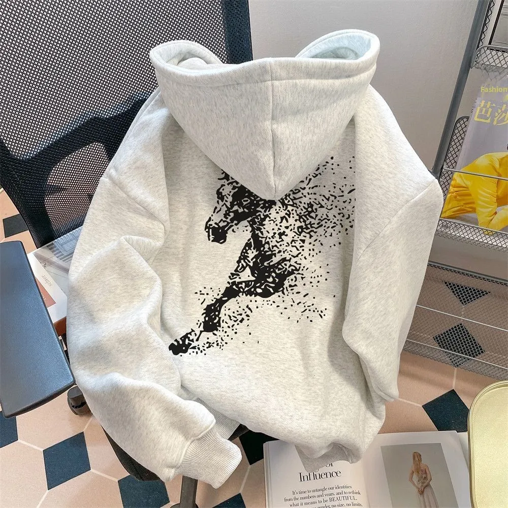 

Очень большой худи из 100% хлопка премиум-класса, особо плотный, для весны, осени и зимы, с уникальным дизайном.