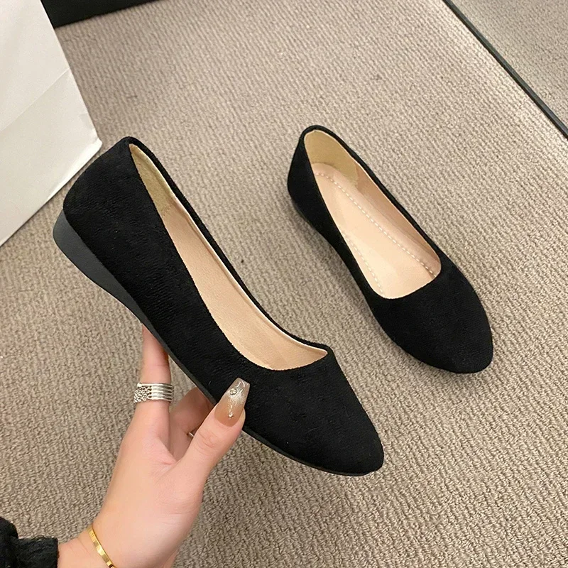 

New Style Women Flats Slip on Flat Shoes Candy Color Woman Boat Fashion Shoes Black Loafers Faux Suede Ladies Ballet