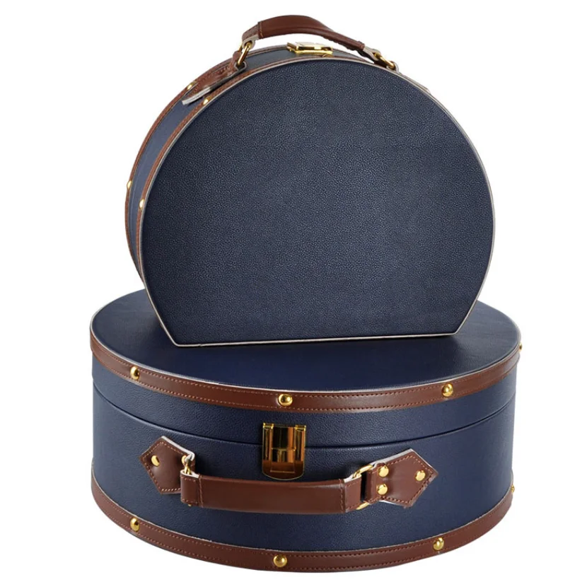Vintage Locking Train Case for Cosmetics Storage Hat Carry Case