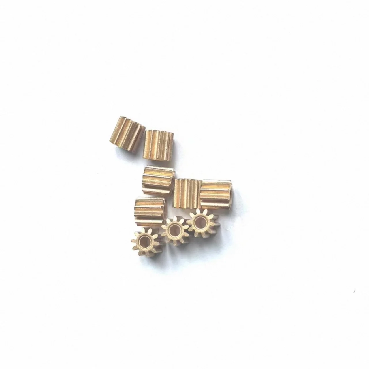 M0.5 10 Teeth 2.3mm Small Robot Low-Noise Copper Gear for Toy Car Smart Door Lock Electric Curtains Educational Tech Toy