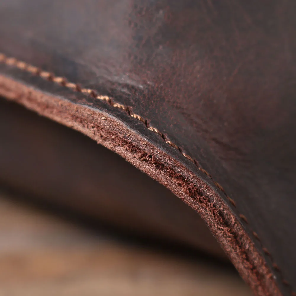 Hochwertige Brusttasche aus Vollnarbenleder für Herren, Vintage Echtleder Herren-Umhängetasche – Detail 16