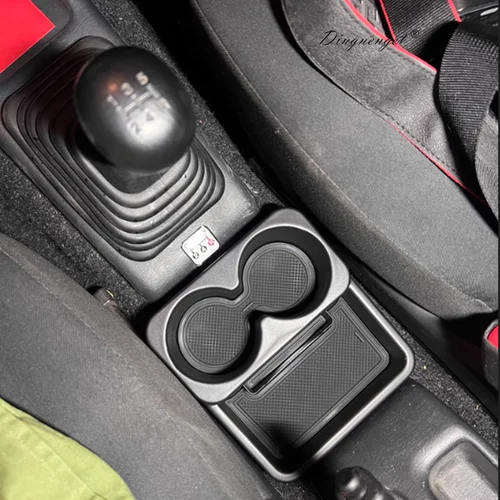 Imagen 2 del producto Caja de almacenamiento multifuncional para consola central modificada para coche con portavasos, adecuada para modelo Suzuki Jimny MT 1998-2018