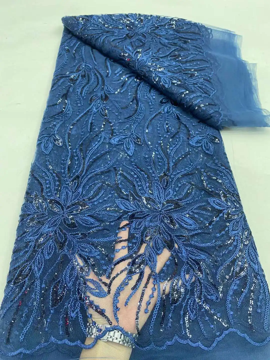 

Luxury African Sequins Lace Fabric 2024 High Quality French Nigerian Groom Sequins Lace Fabric For Sewing Dress CD22HN