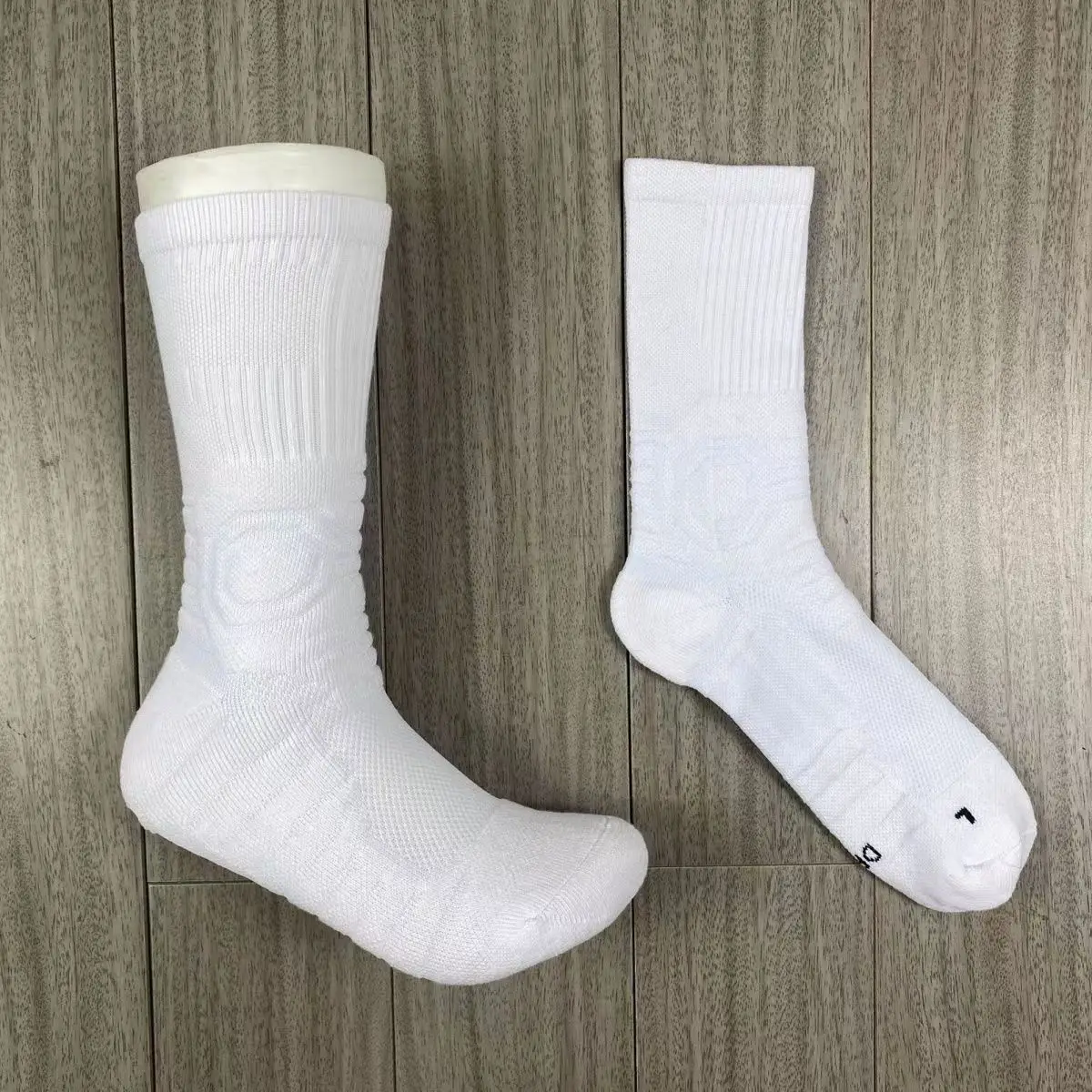 

Basketball socks high tube men's and women's thickened towel bottom professional actual combat elite socks American breathable n