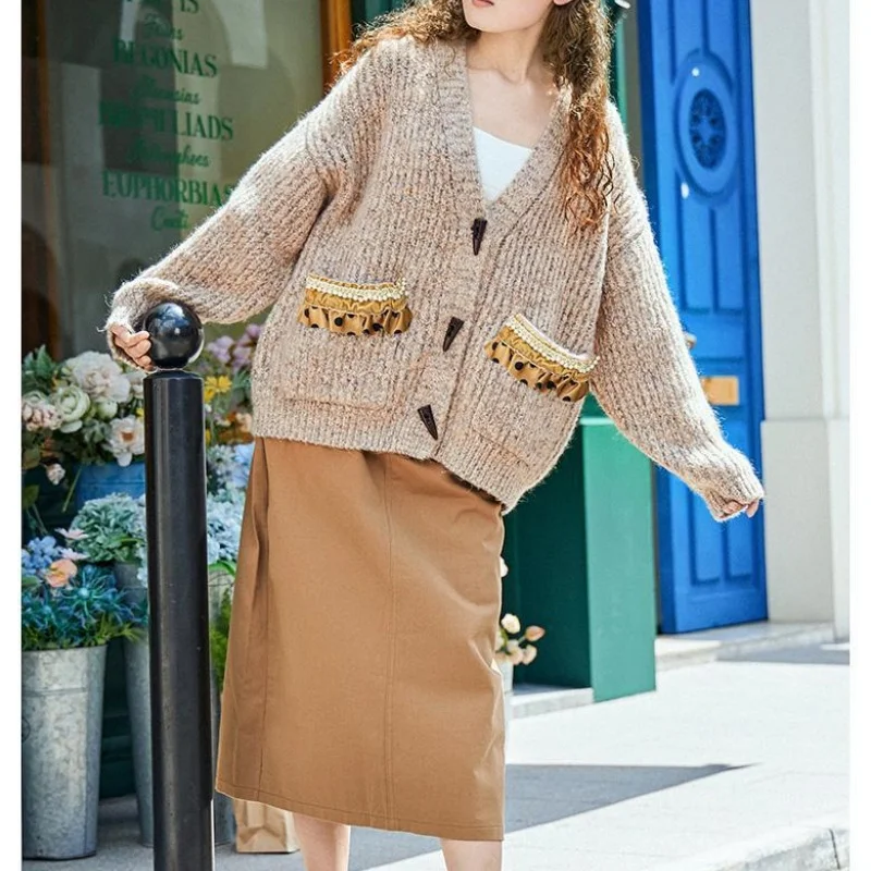 

Корейское модное вязаное пальто с рюшами и карманами, женское осенне-зимнее пальто с роговой кнопкой, женский свитер, повседневный кардиган с v-образным вырезом, куртка