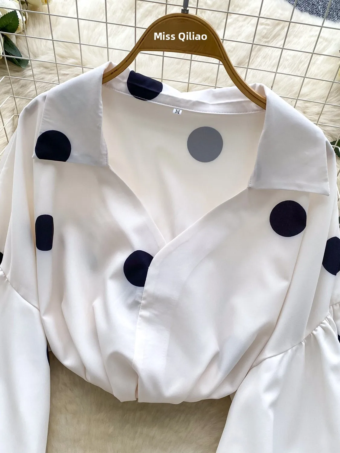 

Slimming Gentle Wind V-ne Lantern Sve Polka Dot Casual Loose Women's irt Autumn Season Polyester Fiber Long Sve