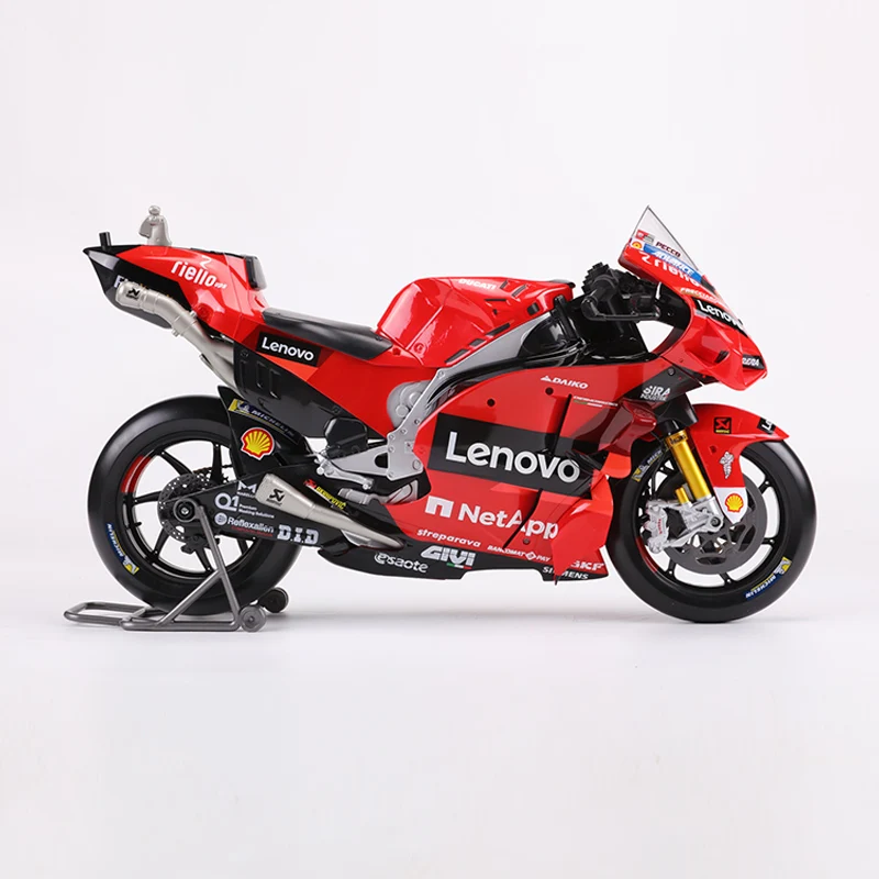 Maisto 1/6  2022  Racing Ducati Lenovo Team Motorcycle Car Simulation Alloy Car Model #63 Franceeco Bagnaia