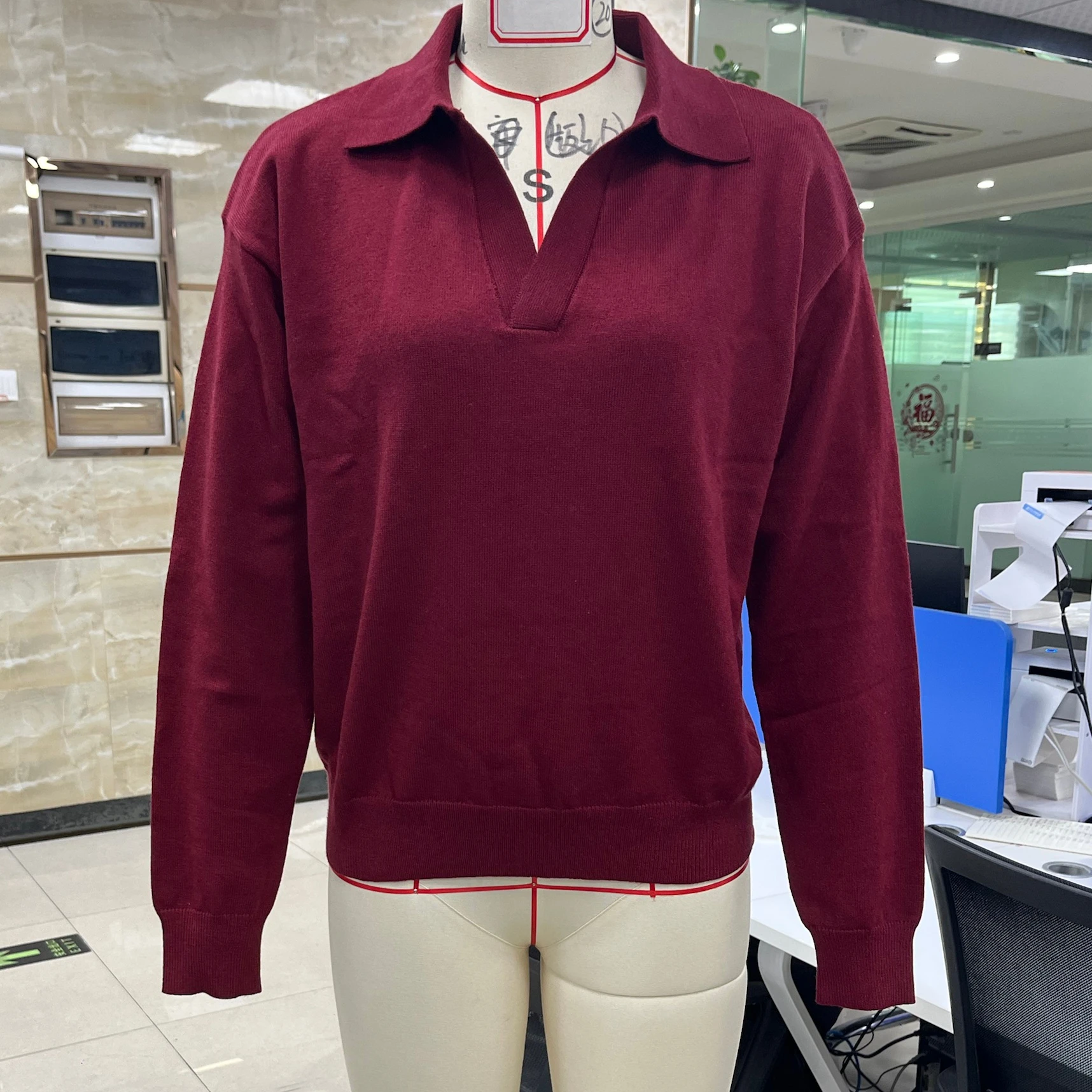 버건디 긴팔 브이넥 스웨터 여성 풀오버 스웨터 릴랙스 핏 니트 탑 캐주얼 가을 스웨터 여성용