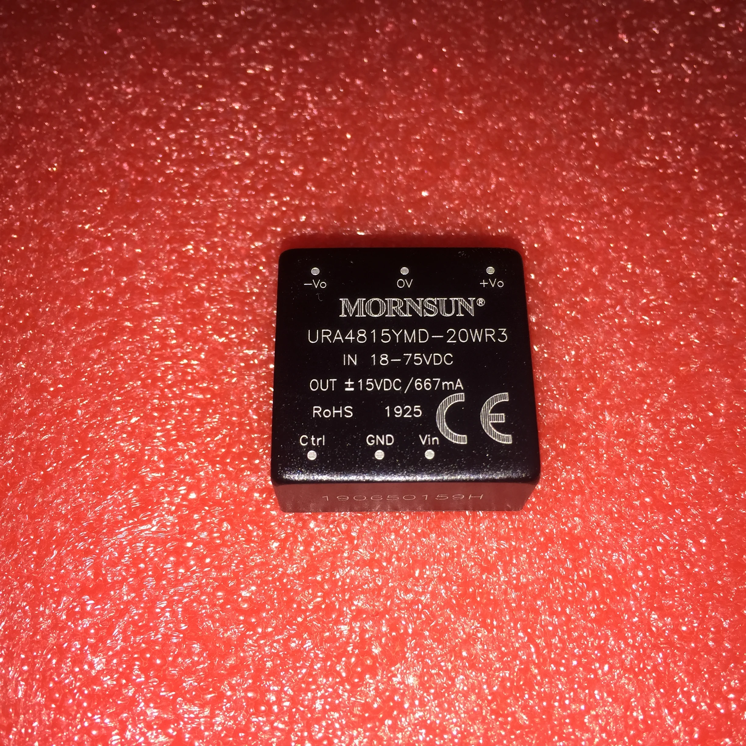 URA4815YMD-20WR3 Jinshengyang DC-DC power module 18-75V to positive and negative 15V667mA 20W