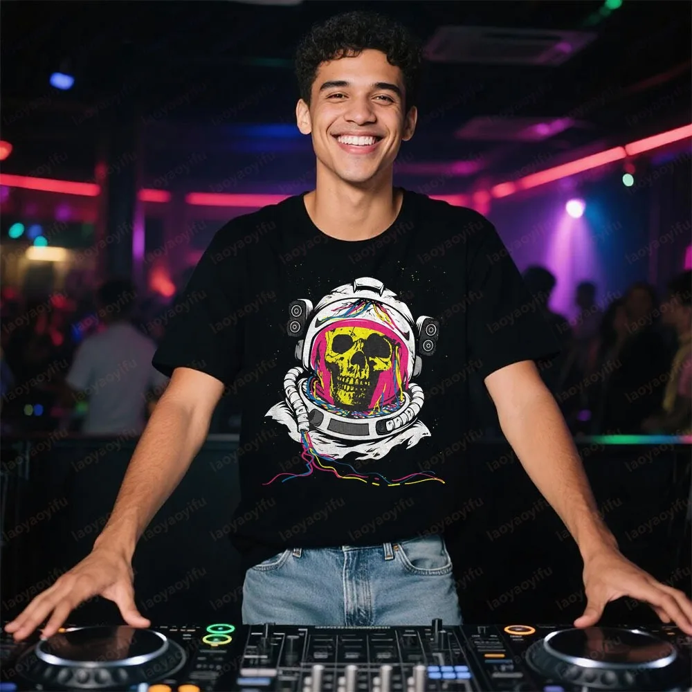 

Радужный астронавт, череп, крутая футболка с графическим рисунком, нишевая футболка с изображением научной фантастики, мужская хлопковая футболка с круглым вырезом и короткими рукавами, свободные топы, лидер продаж