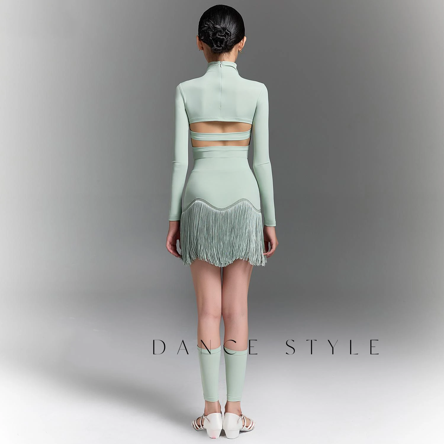 2025 新しいラテンダンス練習衣装女の子のための長袖タッセルスカートスーツチャチャルンバタンゴ子供ラテン衣装 DQS21415