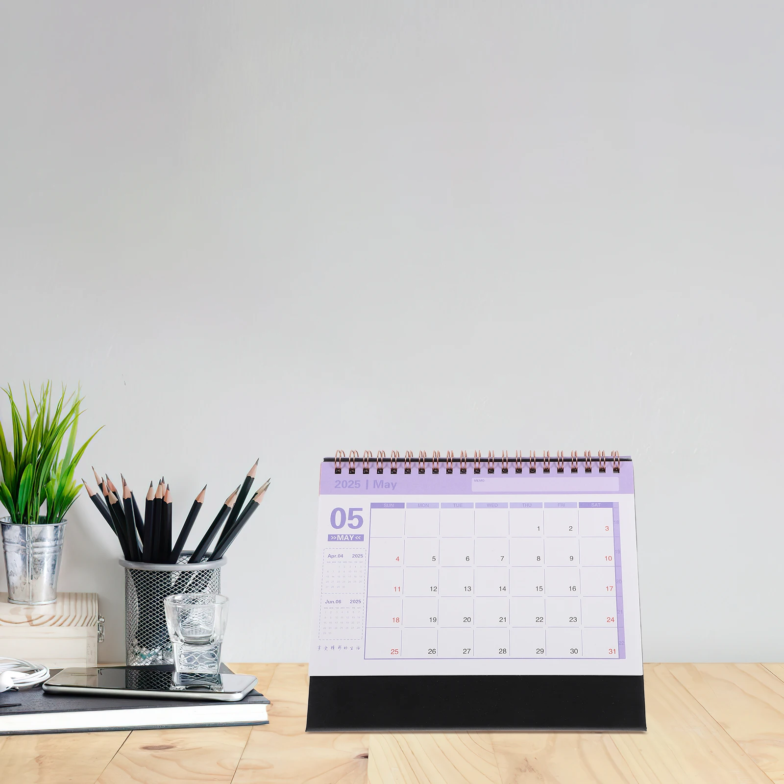 

English Version Desk Calendar Planner Cute Desktop Flip Daily Use Mini Standing Decoration Month Office