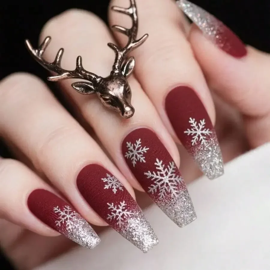 

24Pcs Winter Christmas Snowflake Gel Nail Stickers, Burgundy Matte Glitter, Long-Lasting For Holiday Party