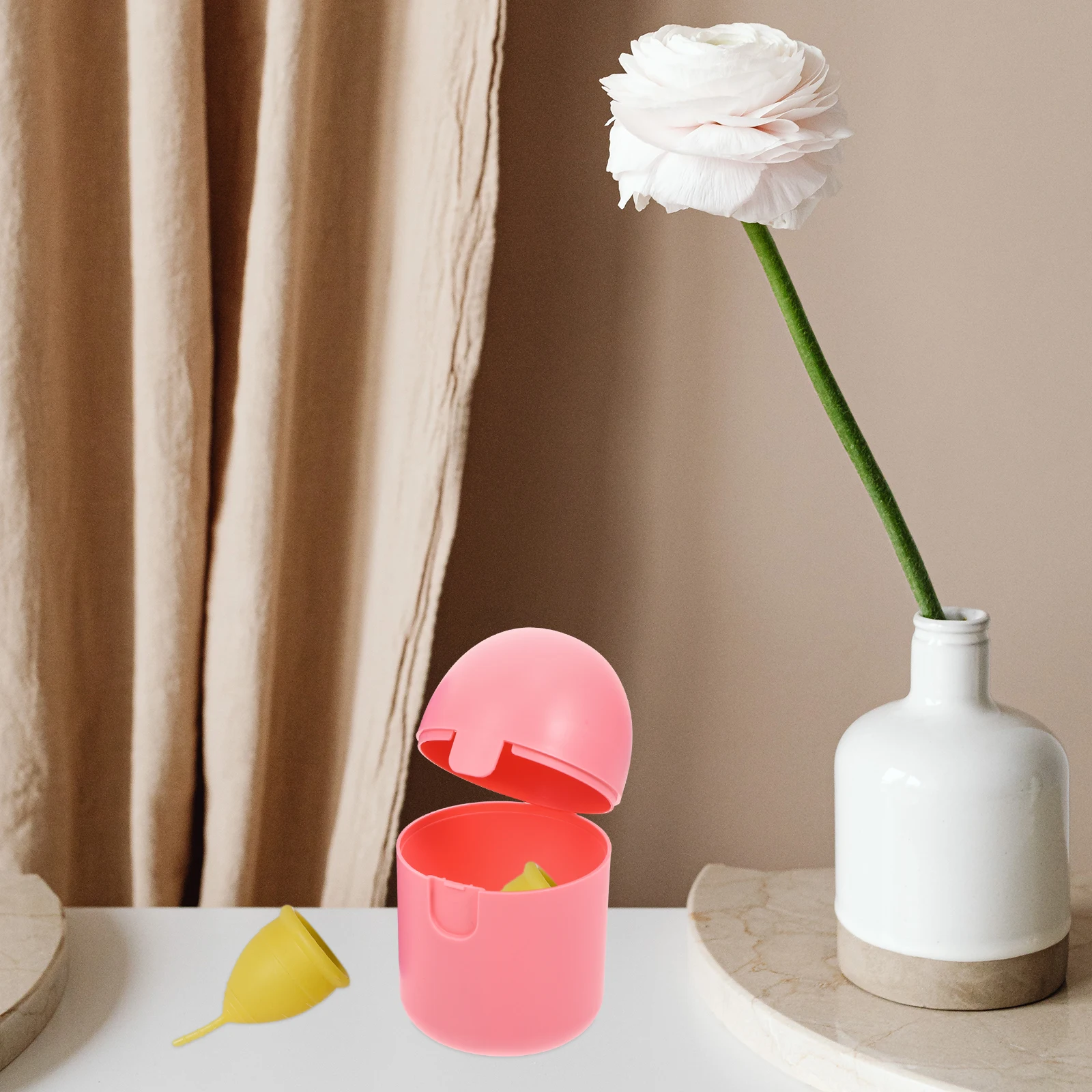 

2pcs Menstrual Cup Storage Box High Grade PP Steam Sterilizer Portable Mini Size Lightweight Safe Durable R om Color Female