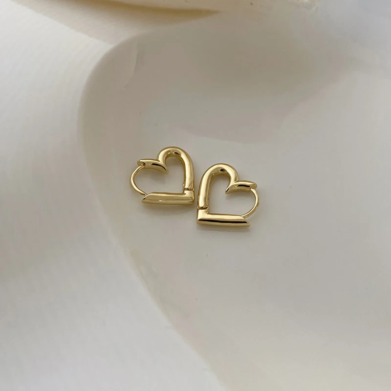 

Настоящее серебро 925 пробы с полым сердцем, минималистичные серьги-кольца для женщин, классические ювелирные изделия, изысканные геометрические аксессуары