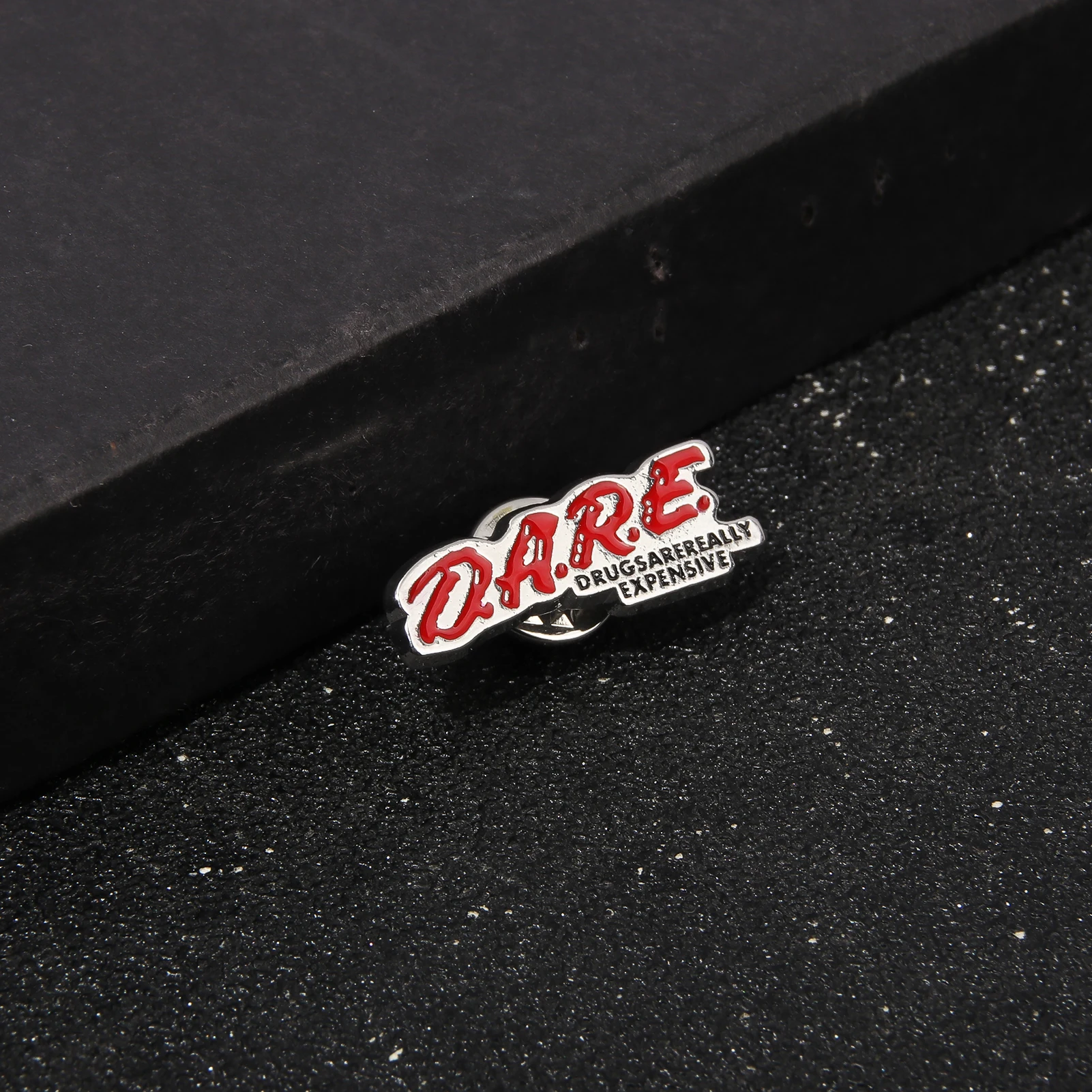 الكرتون جرعة الإبداعية دبوس الفن شارة معدنية الهيب هوب بروش للنساء الرجال حفلة الإكسسوارات والمجوهرات هدية