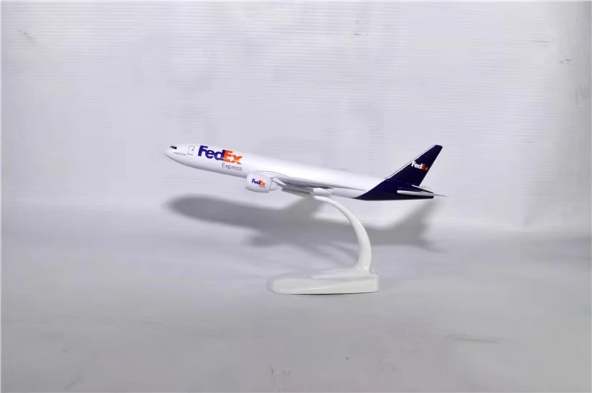 1:300 طائرات بمقياس معدني B777 طائرات فيديكس 20 سنتيمتر مع عجلة معدات الهبوط نموذجية طائرات مجمعة هدية بواسطة الطيران #6