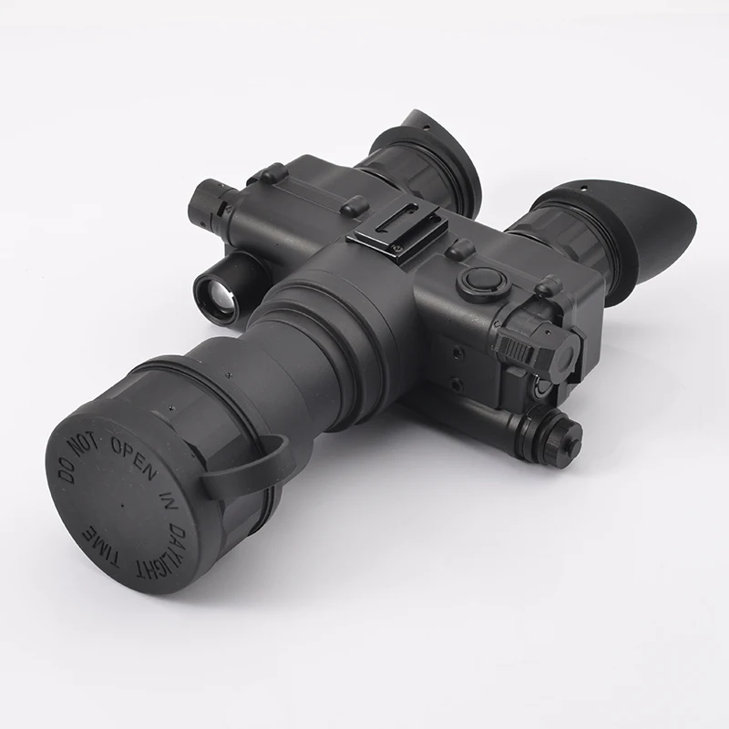 DG2071 Hunting Thermal Imager Monocular Night Vision  Silent Outdoor Car Black camer Focus OEM Customized Power Battery Track