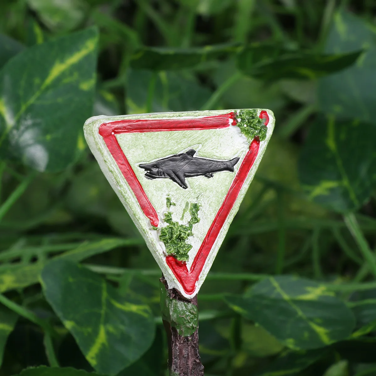 

Cartoon Resin naments Fish Tank Decor Aquarium Warning Sign Vivid L scape Easy Clean Safe Fish Fresh Salt Water