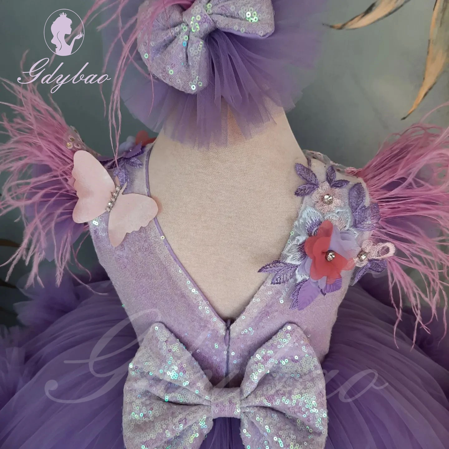 Robe de demoiselle d'honneur violette pour mariage, plume 3D appliquée, gonflée avec nœud à paillettes, bébé enfant, anniversaire, première communion, robe de Rh