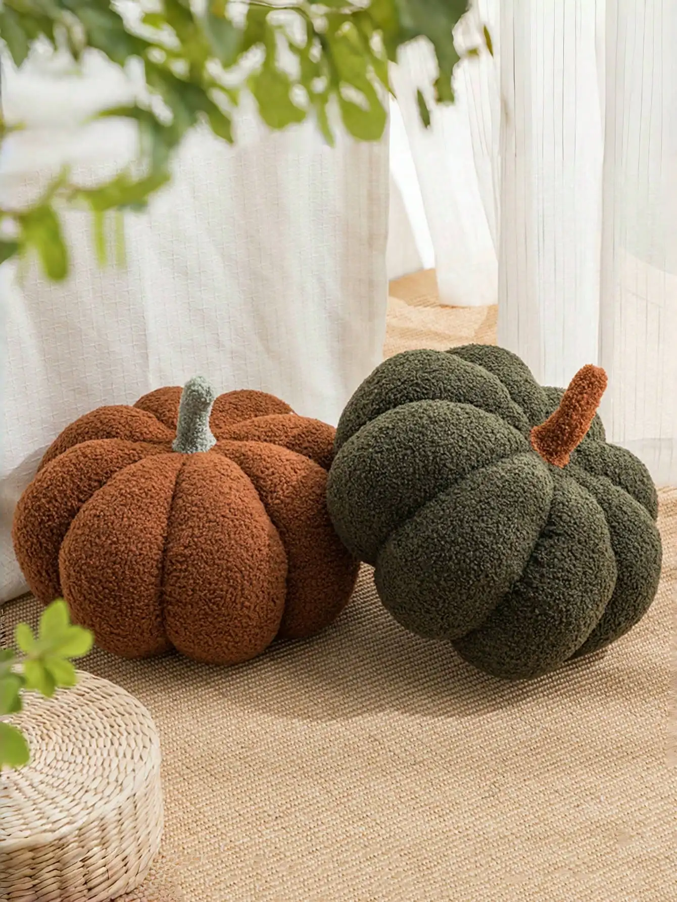 Pumpkin Throw Pillow, Soft And Cute Halloween Pumpkin Decorative Pillow, Adds Festive Atmosphere To Your Home Decor. This Pumpkin Throw Pillow Is Perfect For Bedroom Or Sofa Cushion, Making It An Excellent Halloween Gift For Friends And Family.