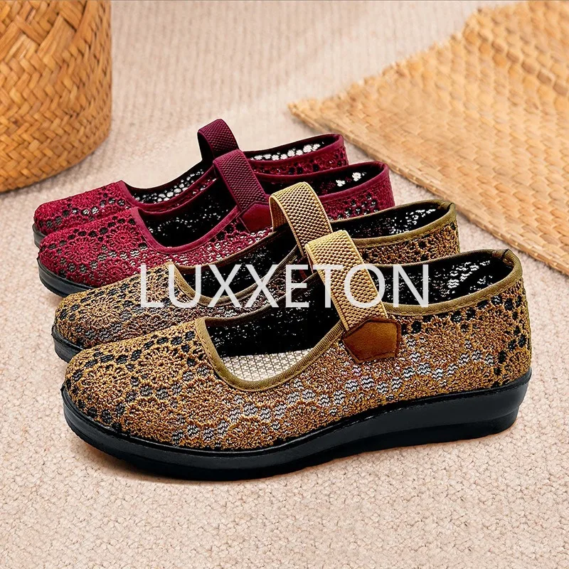 Women Flat Shoes 2024 Spring and Autumn New Fashion Embroidered Shoes Soft Sole Leisure Sports Breathable Women 