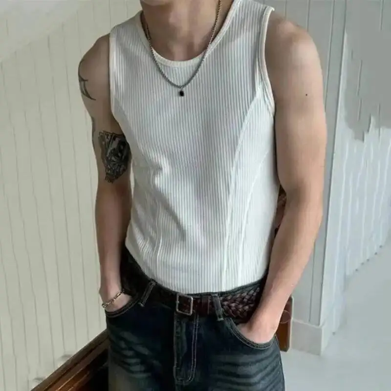 Korean Style Men's Tank Tops New Round Collar Sleeveless Solid Color Casual Tees Pullover Male Vests Summer Simple 9WOW7I