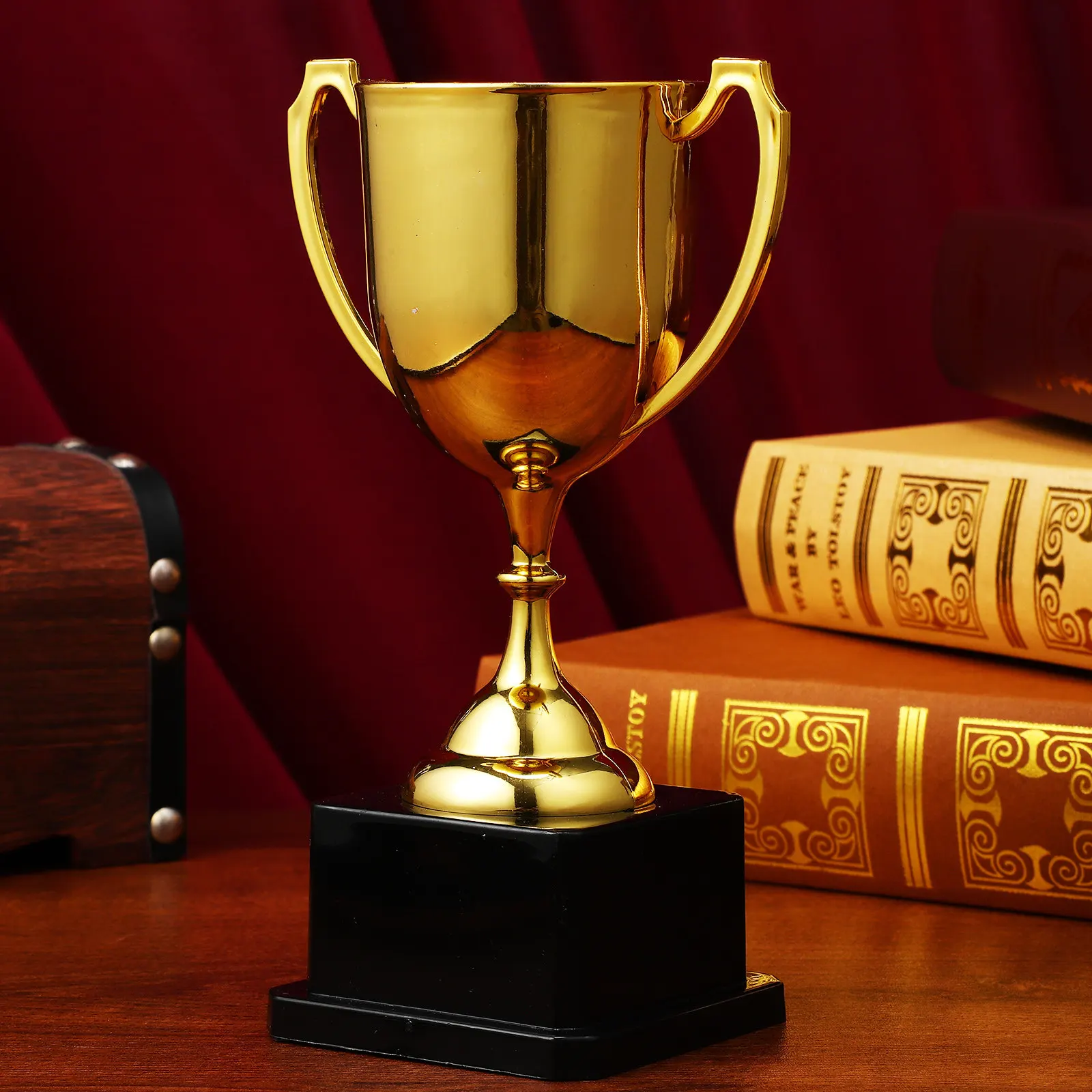 

Пластиковый наградной кубок золотого цвета, компактный дизайн для офиса и дома, для демонстрации достижений, признания заслуг, украшения для вечеринок