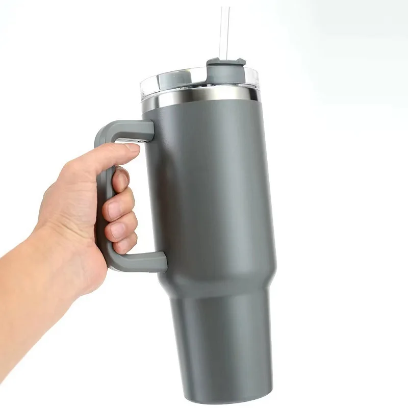 Bicchiere da 40 once con manico Thermos sottovuoto in acciaio inossidabile con cannuccia tazza da viaggio termica per caffè per la bottiglia d\'acqua